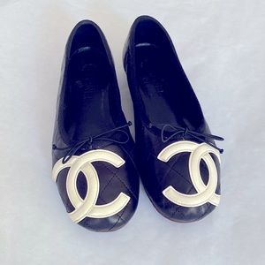 CHANEL ballerinas